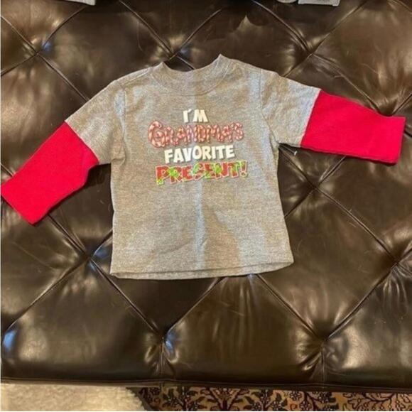 18 month I’m Grandmas Favorite present Grey red long sleeve Christmas shirt - Picture 1 of 6